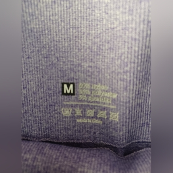 NWOT Amazon Purple Seamless Activewear Set - Picture 6 of 8